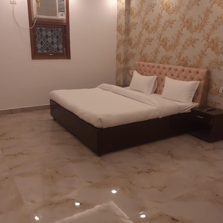 Triom Hotel 델리 외부 사진